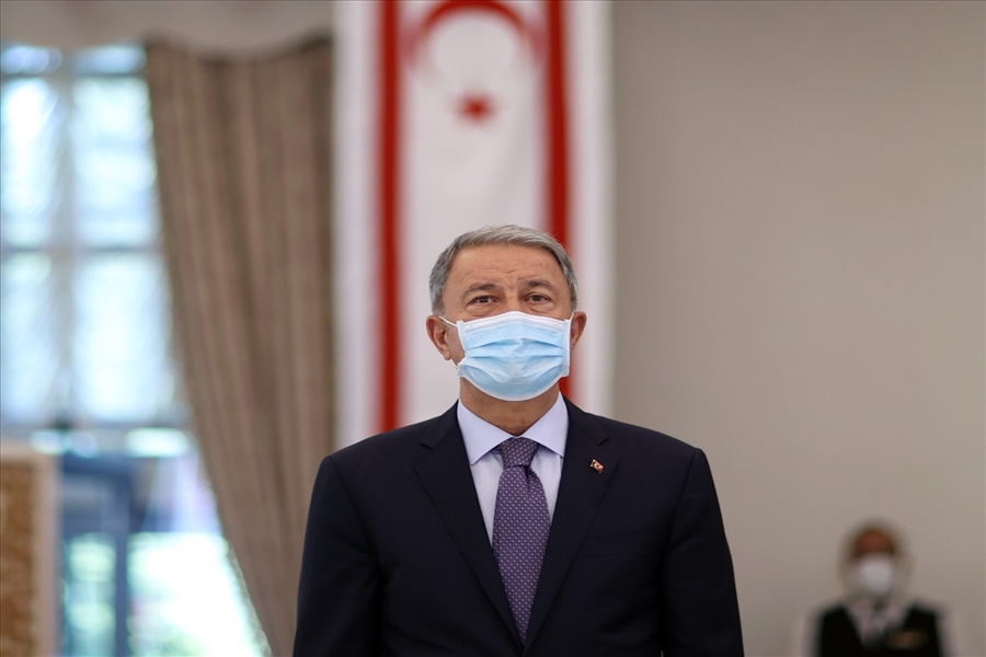 Millî Savunma Bakanı Hulusi Akar, Beraberinde TSK Komuta Kademesi İle KKTC Silahlı Kuvvetler Günü İçin Düzenlenen Resepsiyona Katıldı